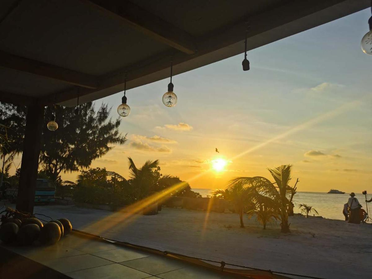 Ocean Vista Maldives,Maafushi 호텔 외부 사진